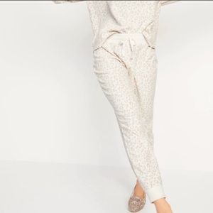 Old Navy Leopard Pajama Set